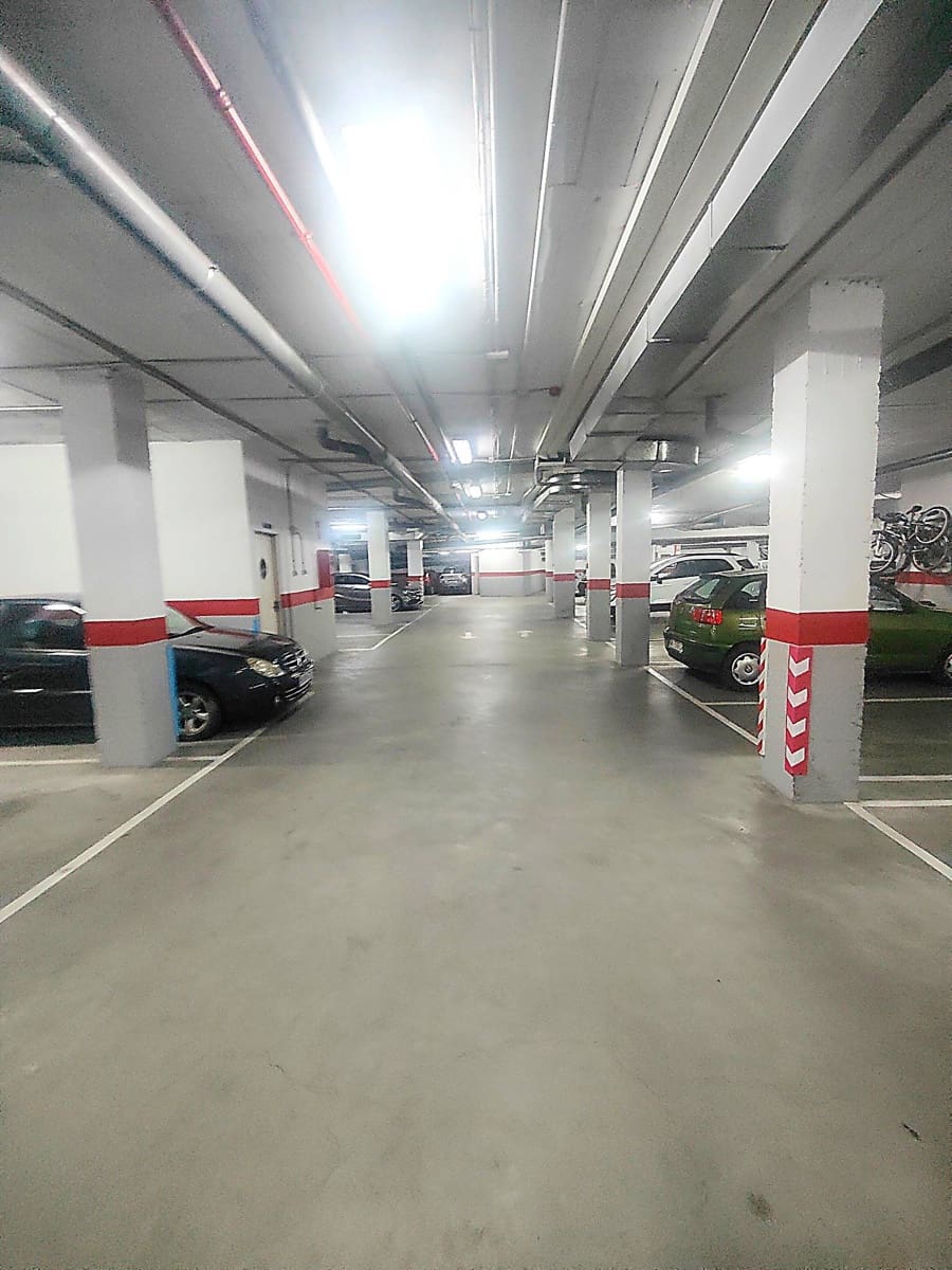 3 soveværelse Lejlighed til salg i Nerja - € 489.000 (Ref: 9456175)