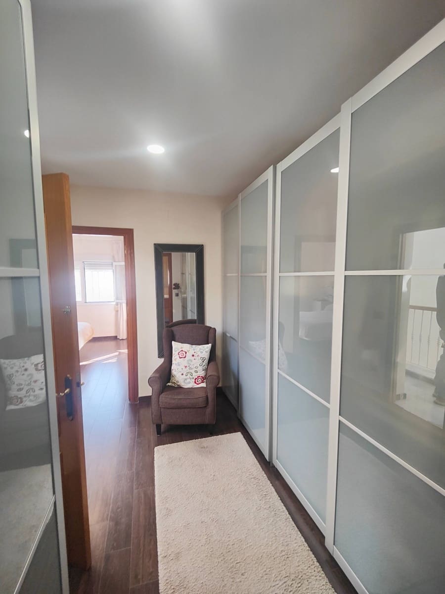 5 soverom Villa til salgs i Nerja med svømmebasseng garasje - € 1 345 000 (Ref: 9648049)