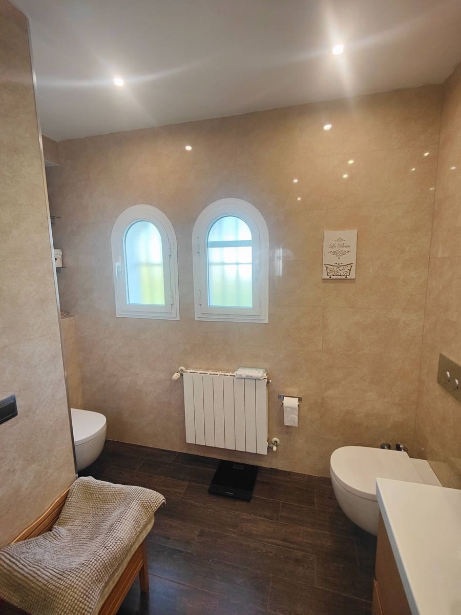 5 soverom Villa til salgs i Nerja med svømmebasseng garasje - € 1 345 000 (Ref: 9648049)