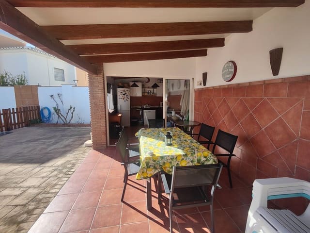 5 soverom Villa til salgs i Nueva Nerja, Nerja med svømmebasseng garasje - € 1 345 000 (Ref: 9648049)