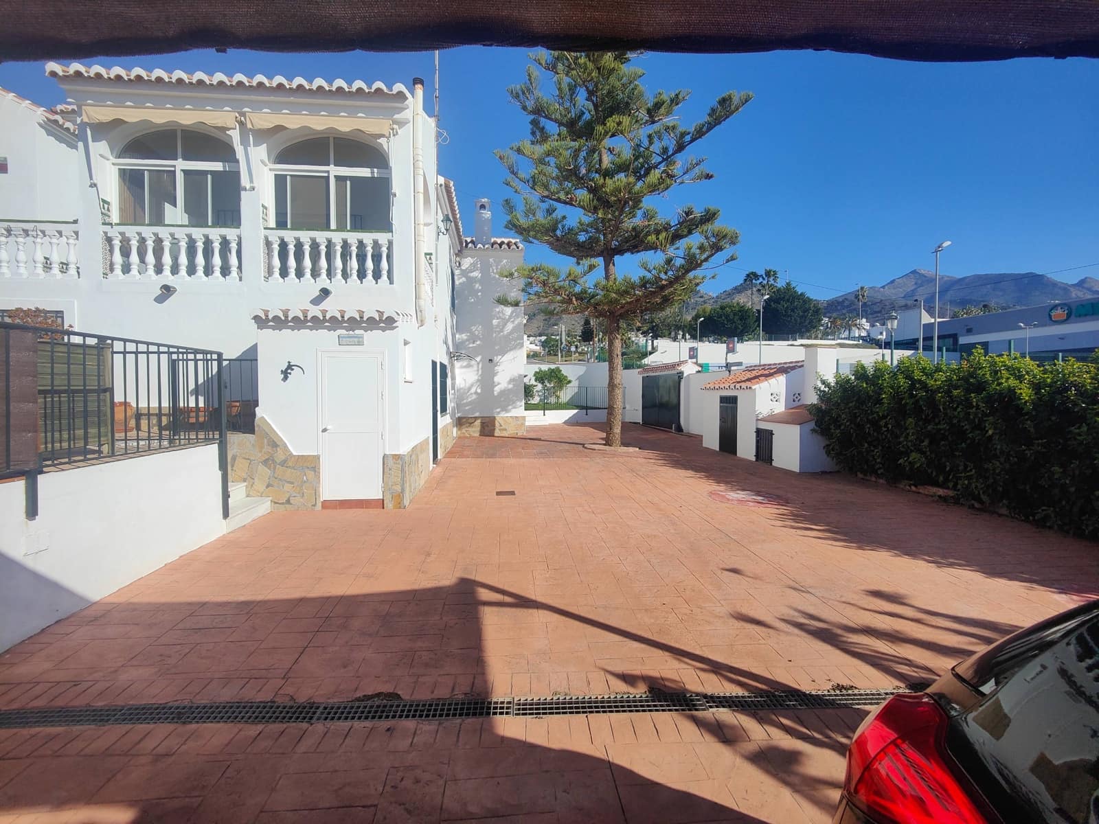 5 soverom Villa til salgs i Nerja med svømmebasseng garasje - € 1 345 000 (Ref: 9648049)
