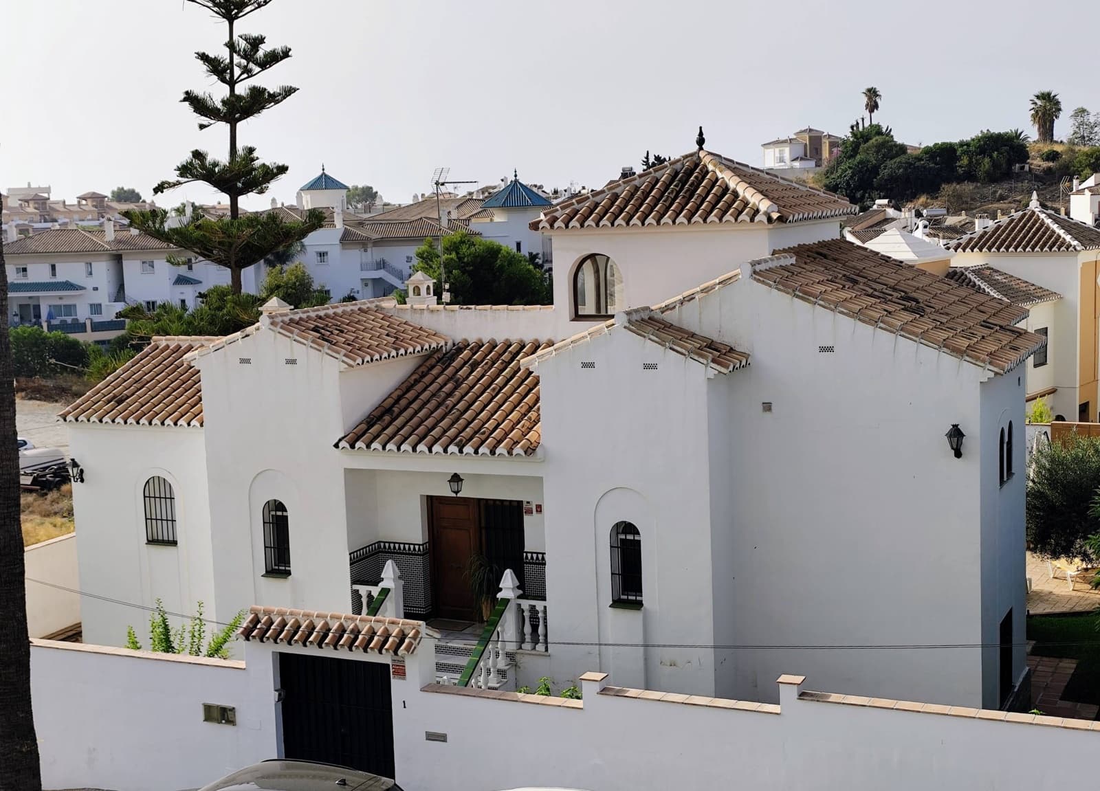 5 soverom Villa til salgs i Nerja med svømmebasseng garasje - € 1 345 000 (Ref: 9648049)