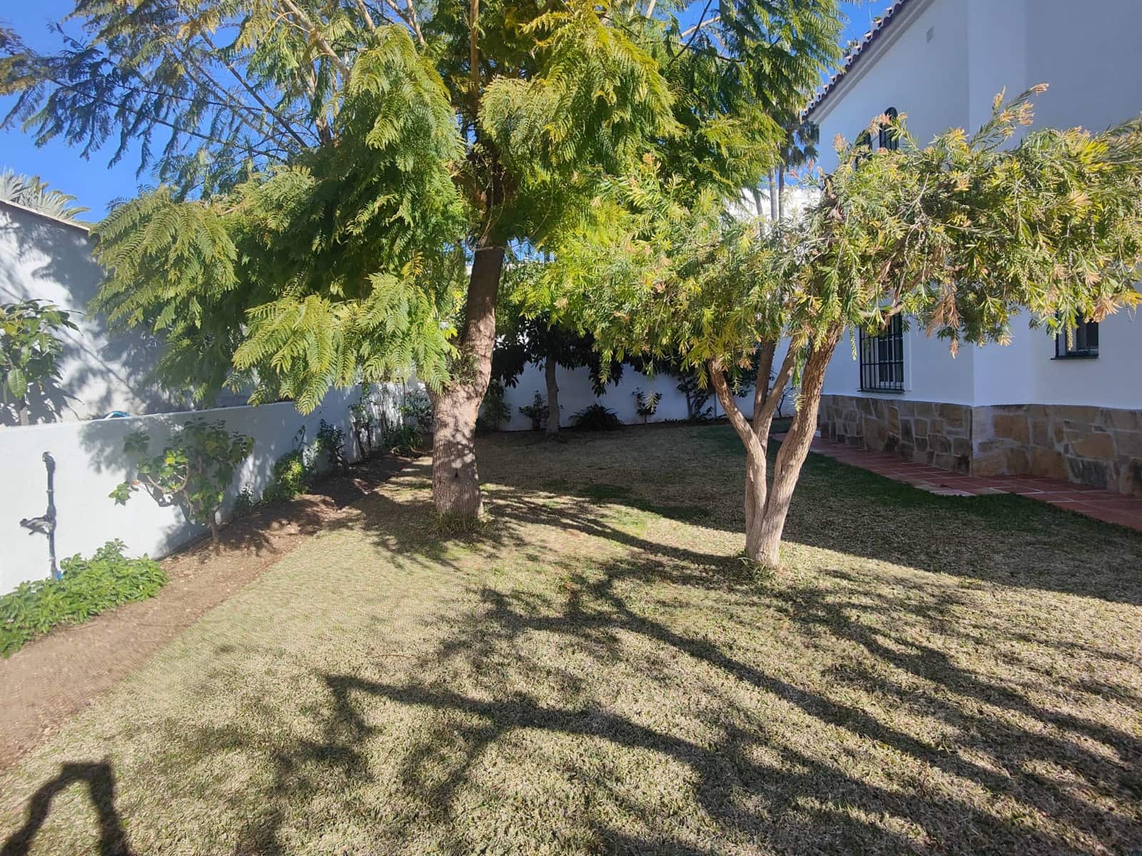 5 soverom Villa til salgs i Nerja med svømmebasseng garasje - € 1 345 000 (Ref: 9648049)