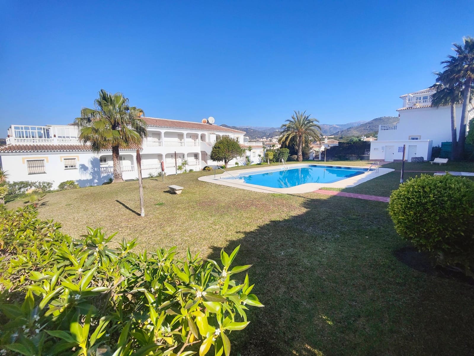 3 soverom Leilighet til salgs i Torrox Park med svømmebasseng - € 245 000 (Ref: 9735527)