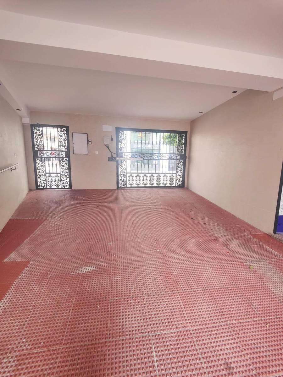 3 bedroom Apartment for sale in Nerja - € 360,000 (Ref: 9751934)