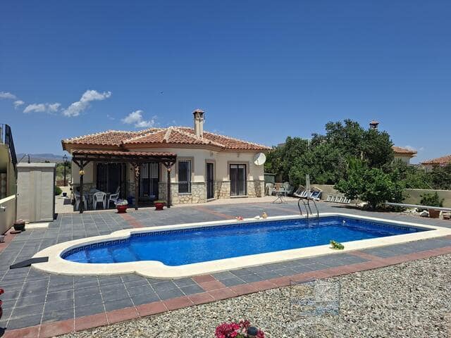 3 bedroom Villa for sale in Partaloa with pool garage - € 239,950 (Ref: 10011848)