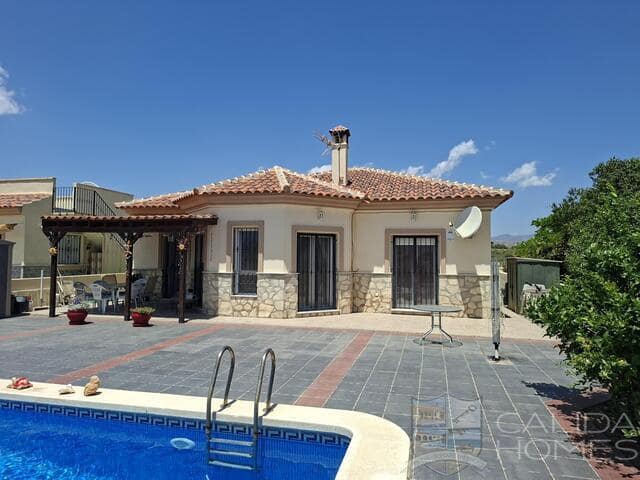3 bedroom Villa for sale in Partaloa with pool garage - € 239,950 (Ref: 10011848)