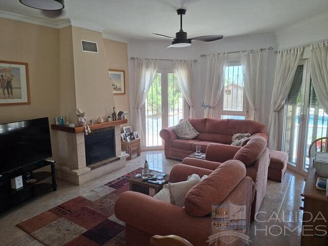 3 bedroom Villa for sale in Partaloa with pool garage - € 239,950 (Ref: 10011848)
