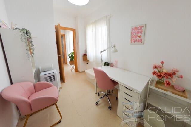 3 bedroom Apartment for sale in La Alfoquia with garage - € 190,000 (Ref: 10012210)