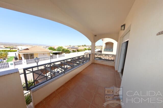 3 bedroom Apartment for sale in Zurgena with pool - € 149,000 (Ref: 10016491)