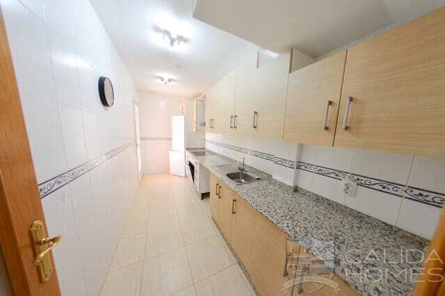 3 bedroom Apartment for sale in Zurgena with pool - € 149,000 (Ref: 10016491)