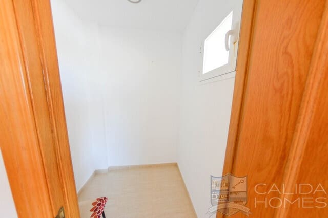 3 bedroom Apartment for sale in Zurgena with pool - € 149,000 (Ref: 10016491)