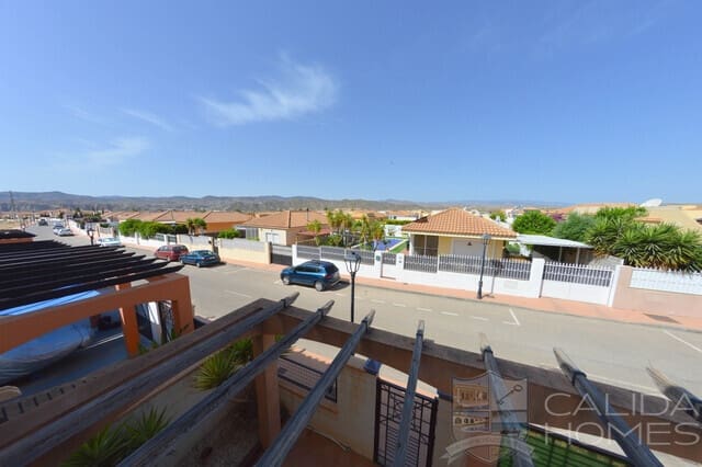 3 bedroom Apartment for sale in Zurgena with pool - € 149,000 (Ref: 10016491)