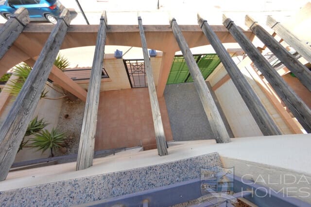 3 bedroom Apartment for sale in Zurgena with pool - € 149,000 (Ref: 10016491)