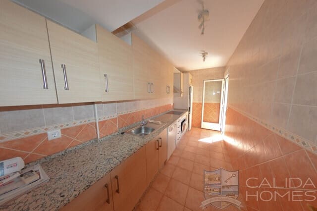 3 bedroom Apartment for sale in Zurgena with pool - € 155,000 (Ref: 10016492)
