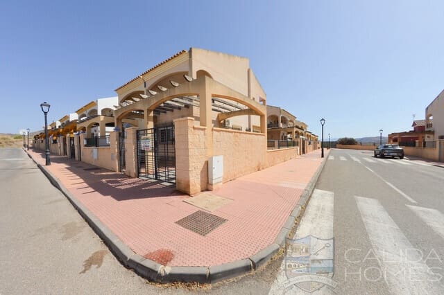 3 bedroom Apartment for sale in Zurgena with pool - € 155,000 (Ref: 10016492)