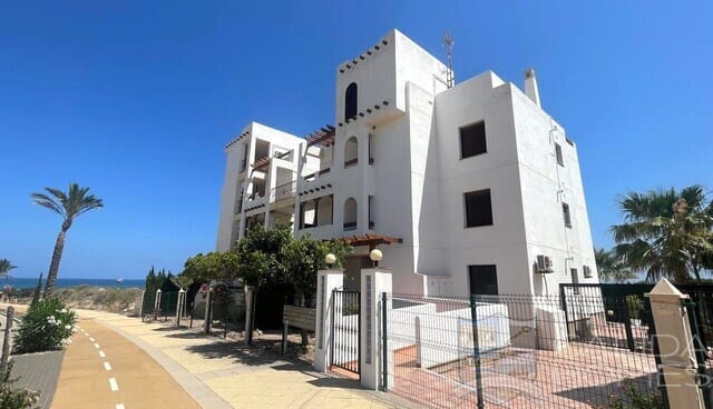 2 chambre Appartement à vendre à El Playazo, Vera avec piscine - 150 000 € (Ref: 10035769)