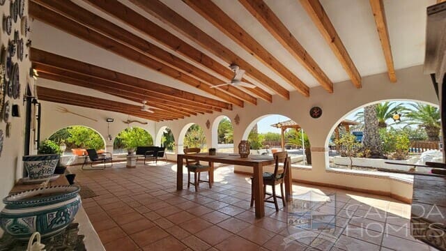 5 Zimmer Villa zu verkaufen in Huércal-Overa mit Pool - 485.000 € (Ref: 10045842)