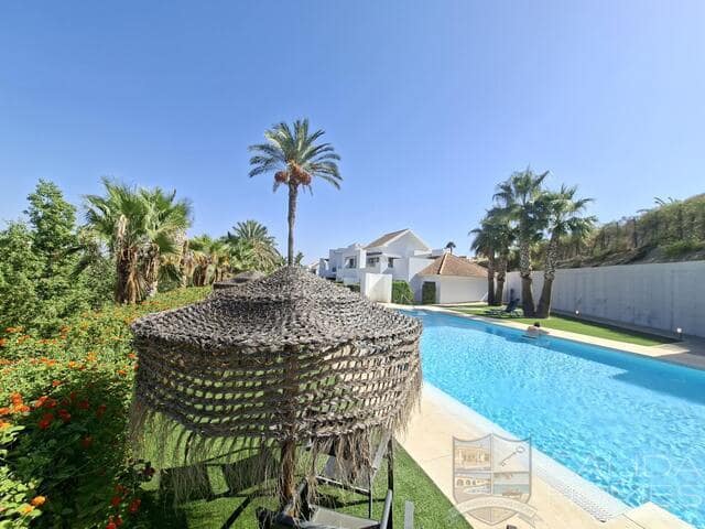 3 Zimmer Apartment zu verkaufen in Valle del Este, Vera mit Pool Garage - 445.000 € (Ref: 10064886)