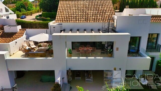 3 Zimmer Apartment zu verkaufen in Valle del Este, Vera mit Pool Garage - 445.000 € (Ref: 10064886)