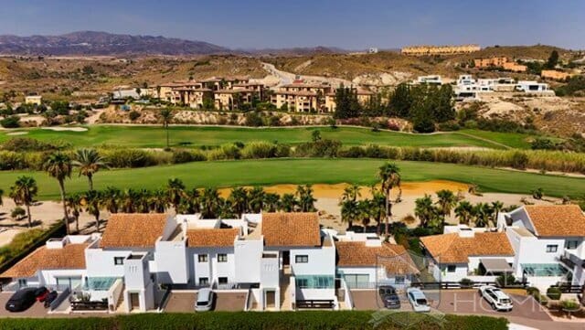 3 Zimmer Apartment zu verkaufen in Valle del Este, Vera mit Pool Garage - 445.000 € (Ref: 10064886)