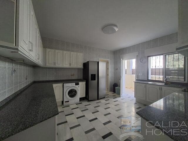 8 camera da letto Villa in vendita in Somontin con garage - 169.950 € (Rif: 10099125)