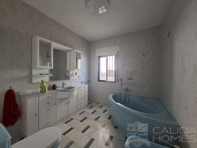 8 camera da letto Villa in vendita in Somontin con garage - 169.950 € (Rif: 10099125)