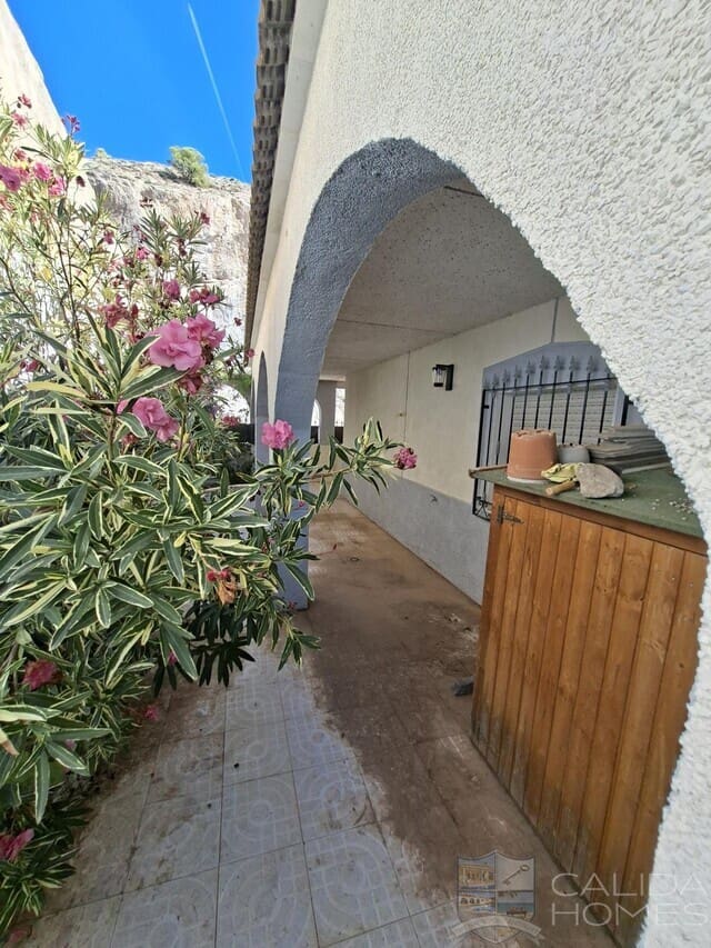 8 camera da letto Villa in vendita in Somontin con garage - 169.950 € (Rif: 10099125)