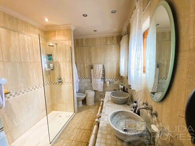 4 bedroom Villa for sale in Vera with pool garage - € 725,000 (Ref: 10124654)