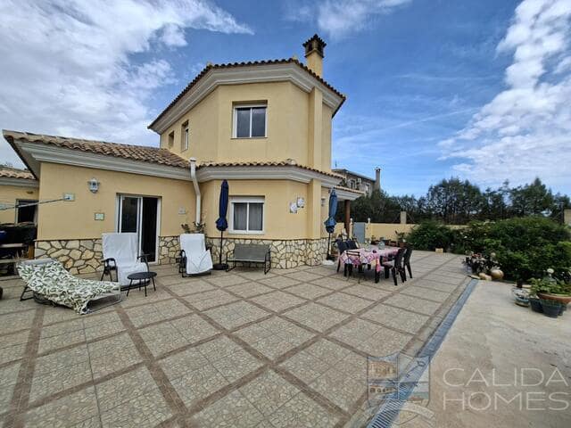 4 sovrum Villa till salu i Arboleas med pool garage - 294 500 € (Ref: 10130131)