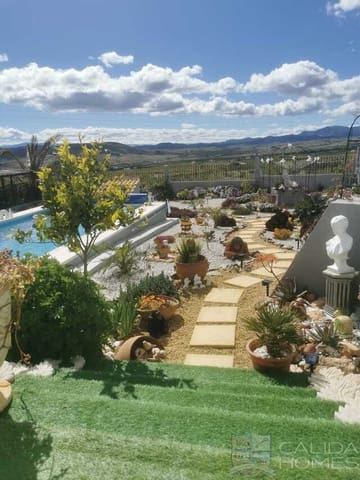 2 quarto Moradia para venda em Oria com piscina garagem - 139 950 € (Ref: 10130589)