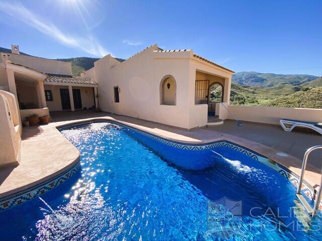 4 quarto Quinta/Casa Rural para venda em Turre com piscina - 395 000 € (Ref: 10144710)