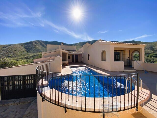 4 quarto Quinta/Casa Rural para venda em Turre com piscina - 395 000 € (Ref: 10144710)