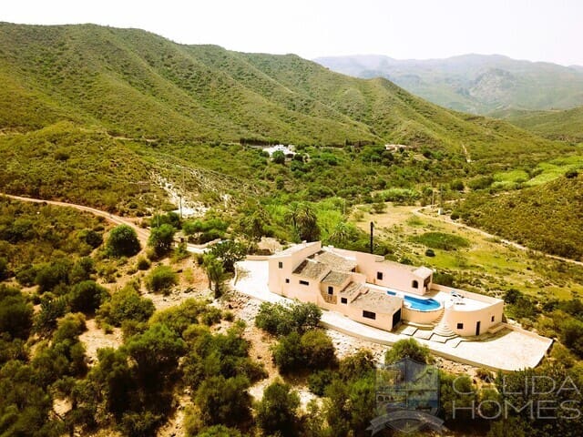4 quarto Quinta/Casa Rural para venda em Turre com piscina - 395 000 € (Ref: 10144710)