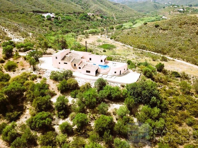 4 quarto Quinta/Casa Rural para venda em Turre com piscina - 395 000 € (Ref: 10144710)