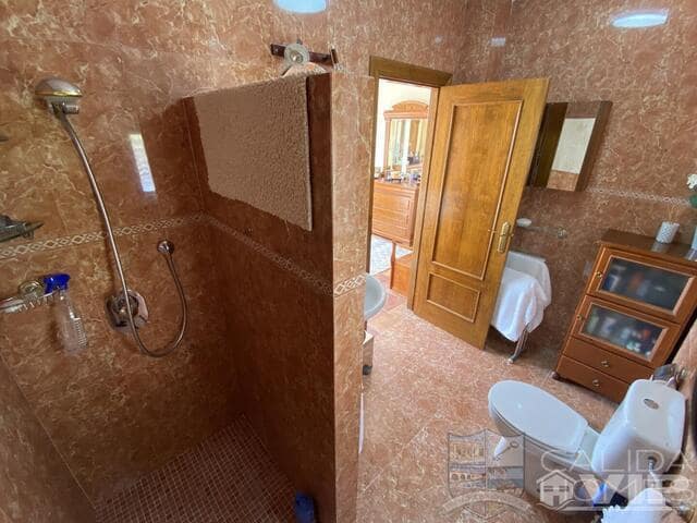 4 sypialnia Willa na sprzedaż w La Parata z basenem garażem - 599 950 € (Ref: 10147432)
