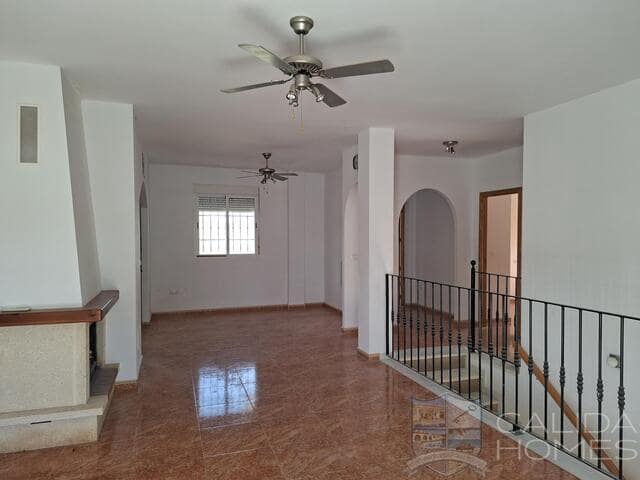 5 sypialnia Willa na sprzedaż w Arboleas z basenem garażem - 264 950 € (Ref: 10162383)