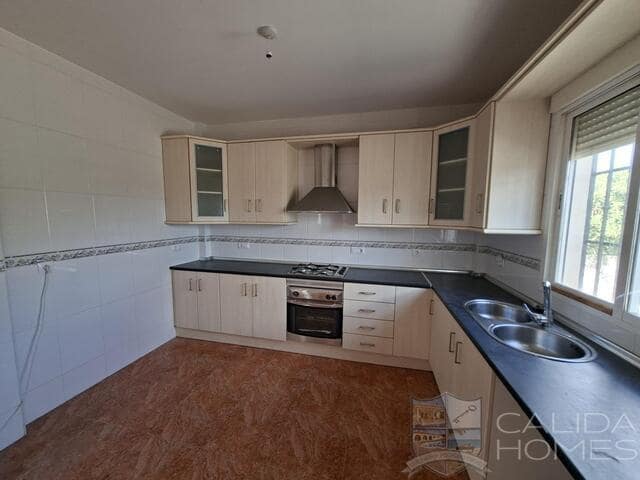 5 sypialnia Willa na sprzedaż w Arboleas z basenem garażem - 264 950 € (Ref: 10162383)