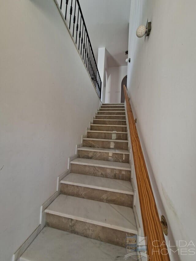 5 sypialnia Willa na sprzedaż w Arboleas z basenem garażem - 264 950 € (Ref: 10162383)