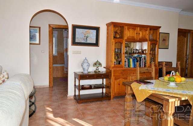 3 slaapkamer Villa te koop in Zurgena met zwembad - € 210.000 (Ref: 10172826)