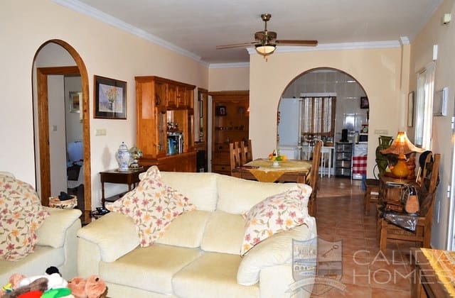 3 slaapkamer Villa te koop in Zurgena met zwembad - € 210.000 (Ref: 10172826)