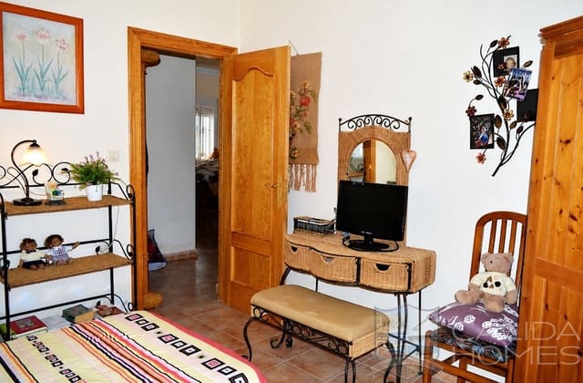 3 slaapkamer Villa te koop in Zurgena met zwembad - € 210.000 (Ref: 10172826)