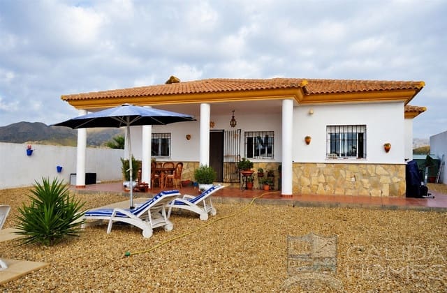 3 slaapkamer Villa te koop in Zurgena met zwembad - € 210.000 (Ref: 10172826)