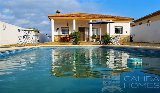 3 slaapkamer Villa te koop in Zurgena met zwembad - € 210.000 (Ref: 10172826)