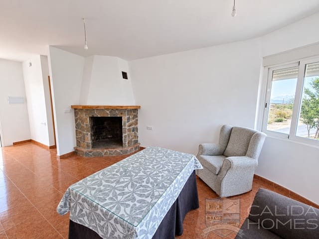 Chalet de 3 habitaciones en Chirivel en venta - 160.000 € (Ref: 10174725)