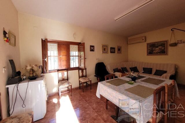 4 soveværelse Villa til salg i Sorbas - € 149.950 (Ref: 8855584)