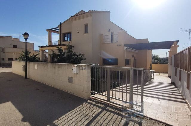 3 soveværelse Villa til salg i Sorbas - € 159.950 (Ref: 8855589)