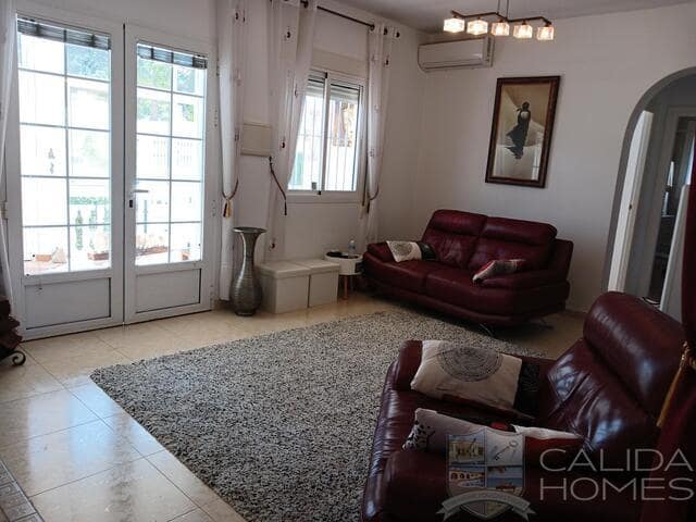 4 bedroom Villa for sale in Arboleas with pool - € 309,950 (Ref: 8855592)