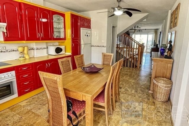 4 slaapkamer Appartement te koop in Mojacar met zwembad - € 390.000 (Ref: 8855601)