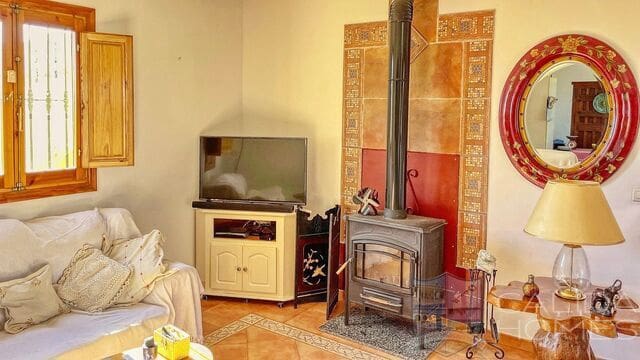 3 bedroom Villa for sale in Arboleas with pool - € 215,000 (Ref: 8855606)